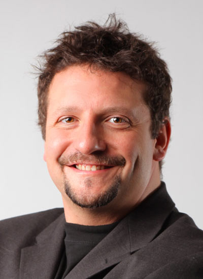 يوسف-الحربي-مدير-التسويق-في-إلكترونز-0-youssef-al-harbi-marketing-manager-at-electronz-0