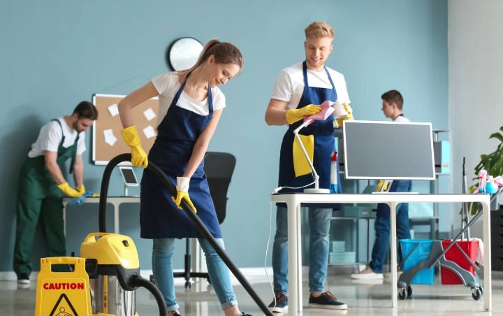 توسيع خدمات النظافة الدورية للشركات